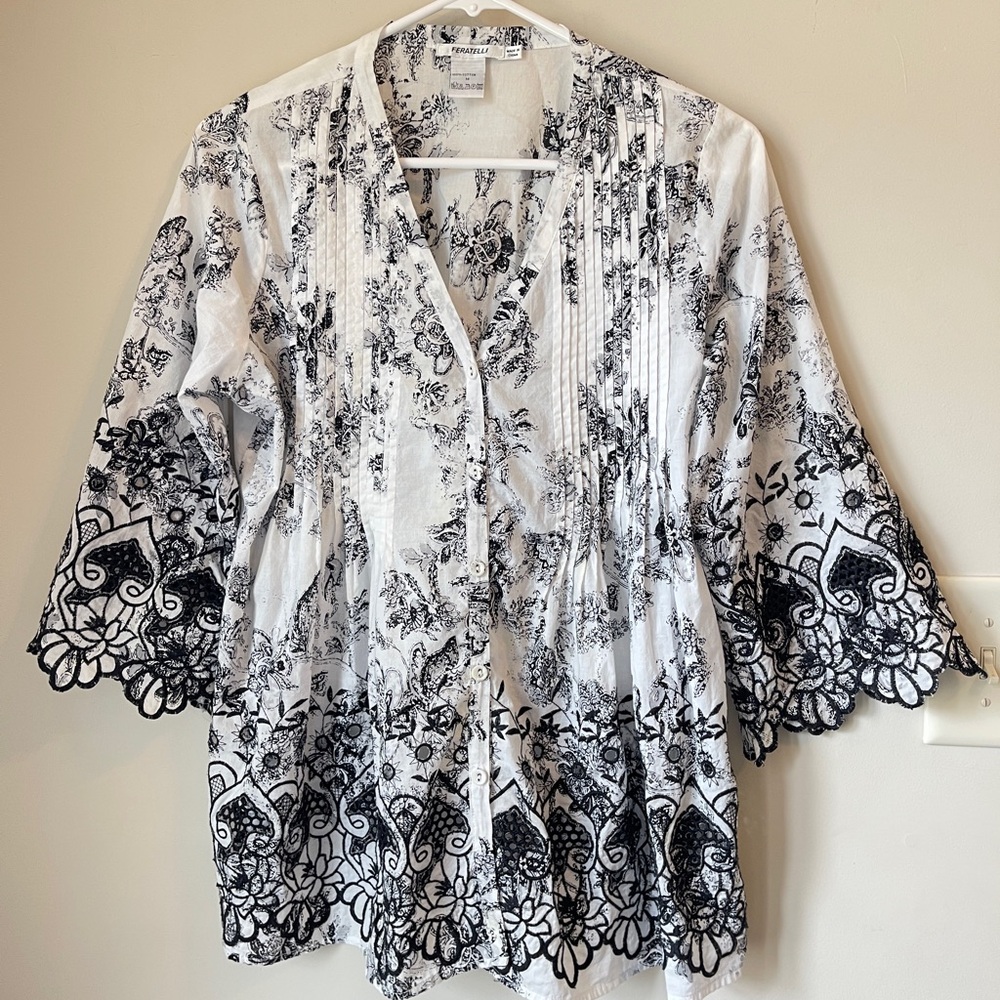 FERATELLI White Black Floral Printed Blouse Women Long Bell Sleeve Top Size M